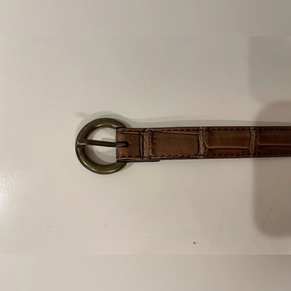Simple Retro Vintage Women’s Brown Slim Belt Size 26”/28”‎